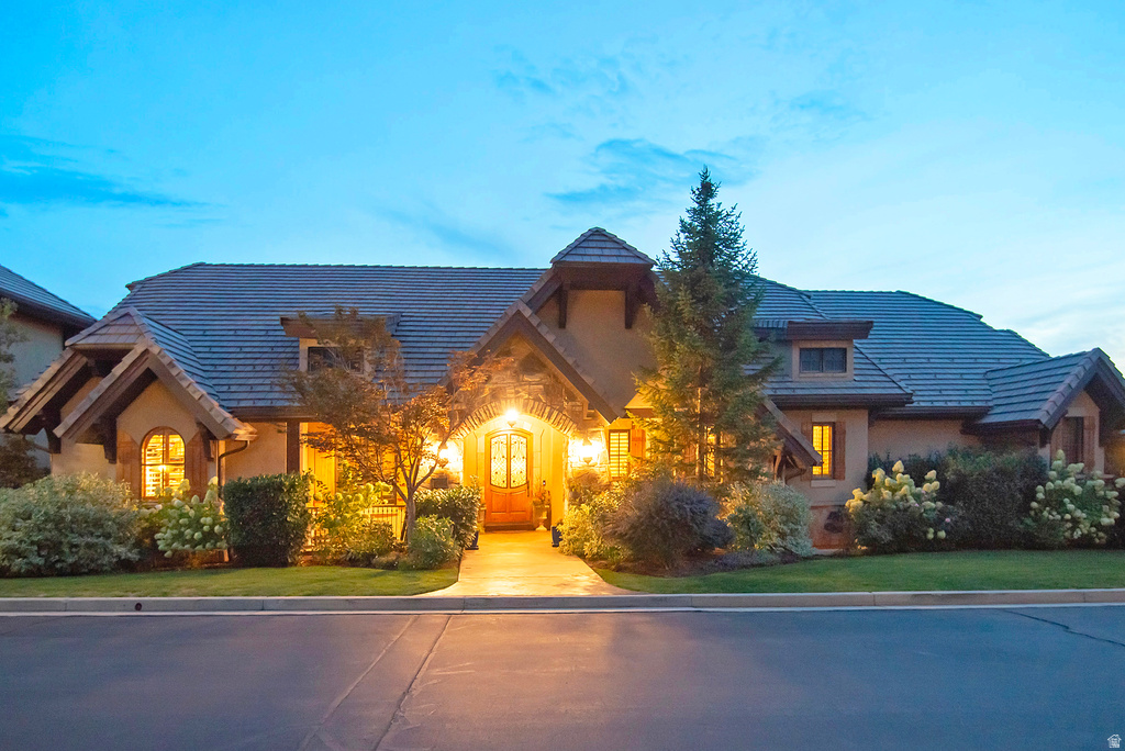 8778 S FALCON HEIGHTS LN Sandy, UT 84093