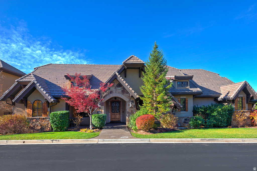 8778 S FALCON HEIGHTS LN Sandy, UT 84093