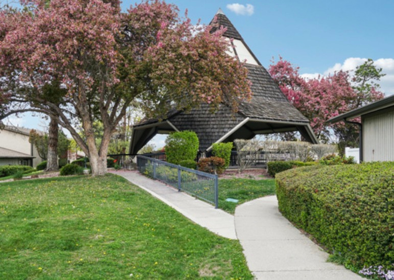 1557 E WATERBURY DR #A Salt Lake City, UT 84121