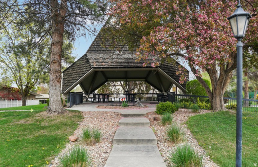 1557 E WATERBURY DR #A Salt Lake City, UT 84121