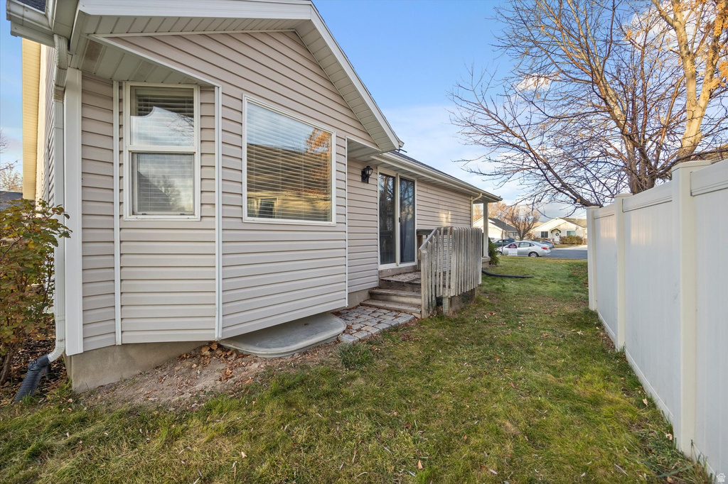 167 W APPLE AVE Saratoga Springs, UT 84045