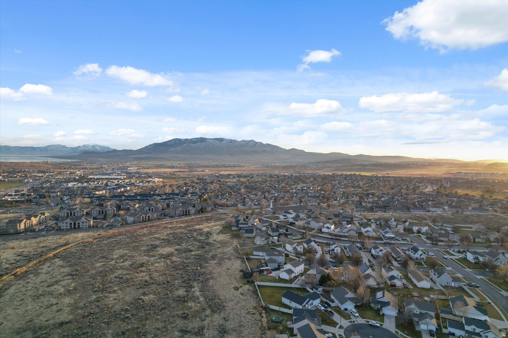 167 W APPLE AVE Saratoga Springs, UT 84045