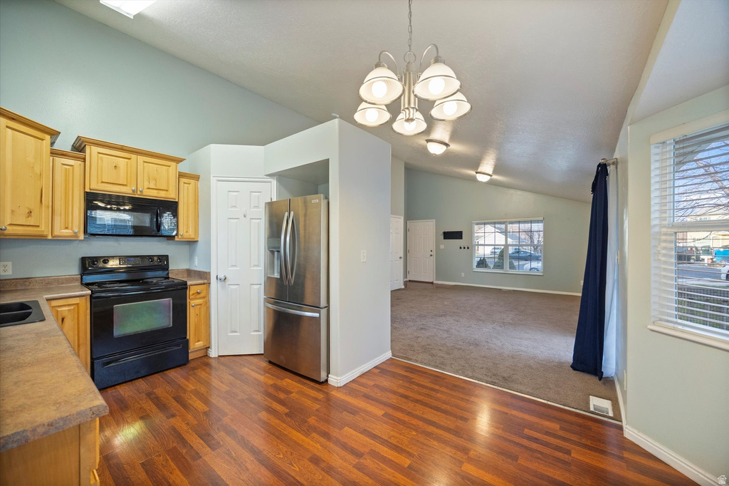 167 W APPLE AVE Saratoga Springs, UT 84045