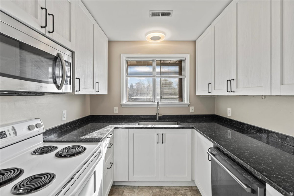 2588 S 900 E #APT 3 Salt Lake City, UT 84106