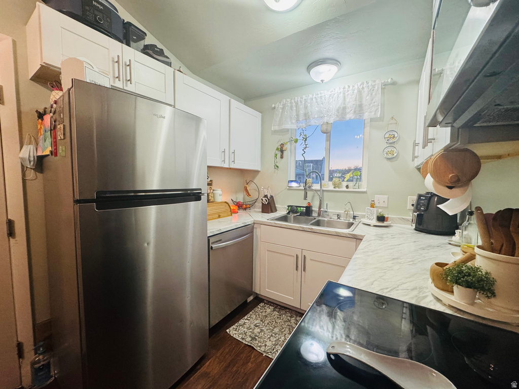 8084 W MELVILLE DR Magna, UT 84044