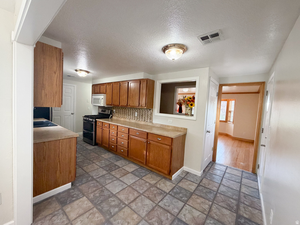 669 W 200 S Price, UT 84501