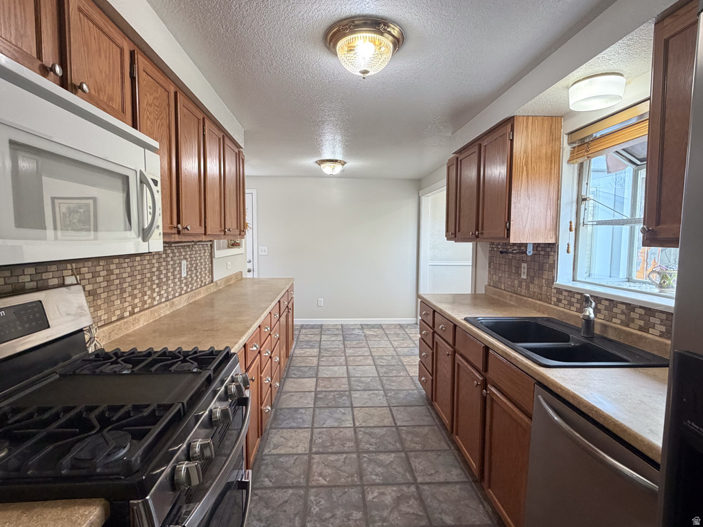 669 W 200 S Price, UT 84501