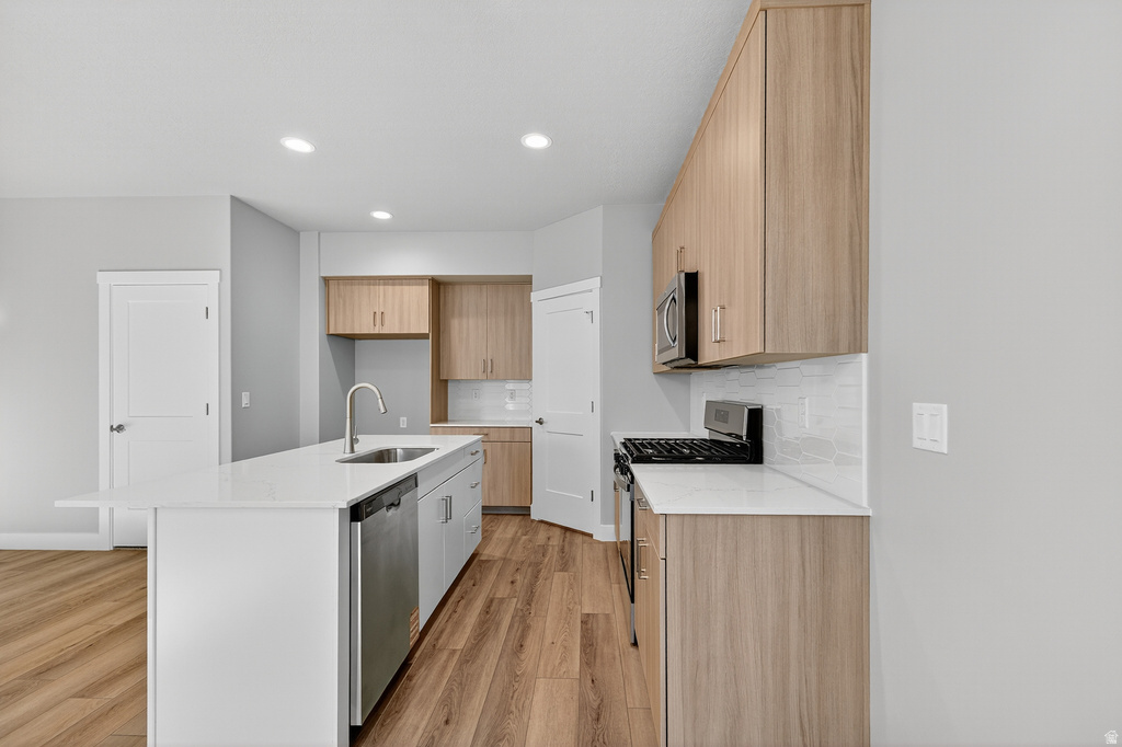 2782 W 2775 N #105 Plain City, UT 84404