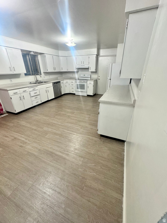 8643 S VAQUERO DR Sandy, UT 84094