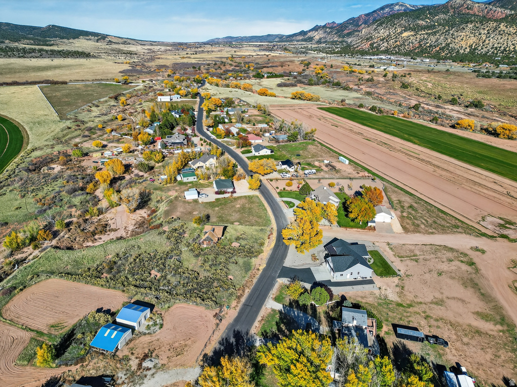 401 S 3430 E New Harmony, UT 84757