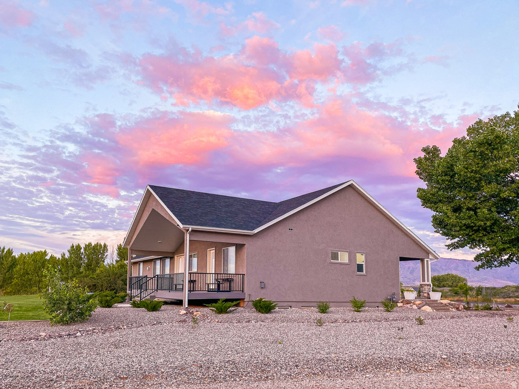 401 S 3430 E New Harmony, UT 84757