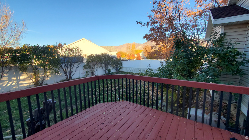 107 PEBBLE BEACH DR Stansbury Park, UT 84074