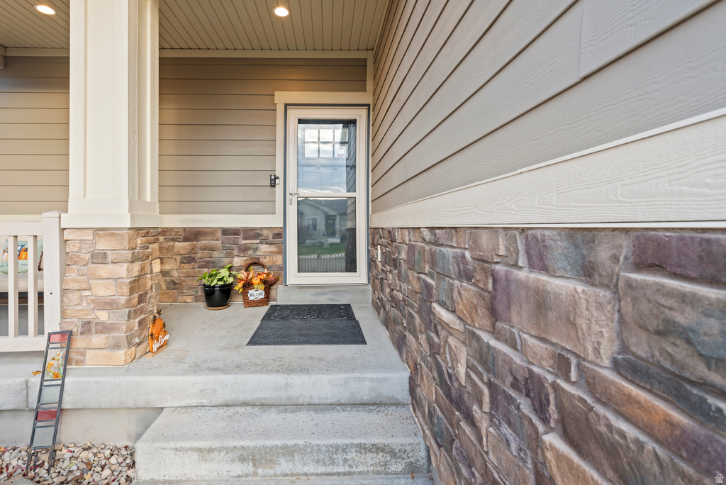 3293 S 6535 W West Valley City, UT 84128