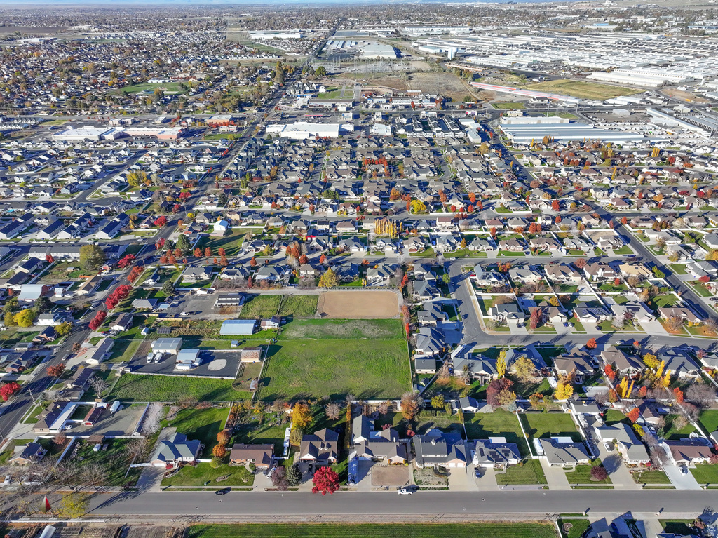 936 W 2225 S Syracuse, UT 84075