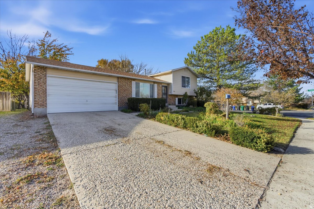 3931 W DANSERE CIR West Jordan, UT 84088