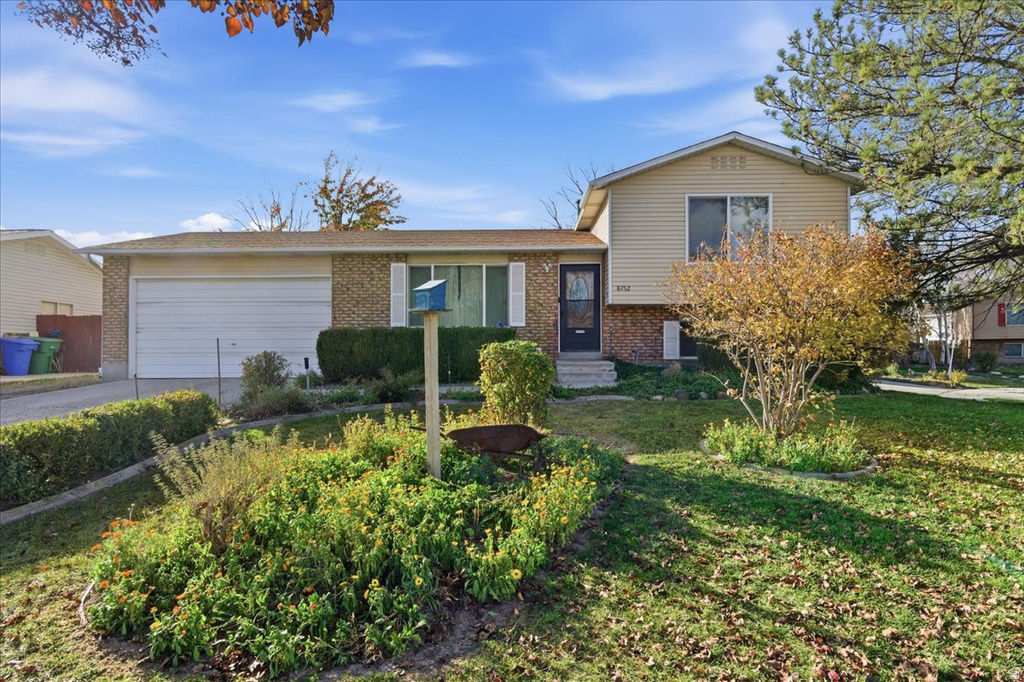 3931 W DANSERE CIR West Jordan, UT 84088