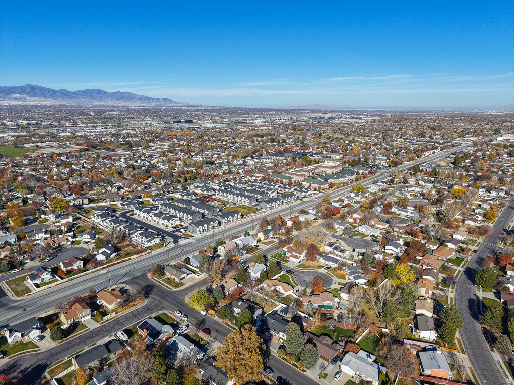 735 E DUSTY CREEK AVE Sandy, UT 84094