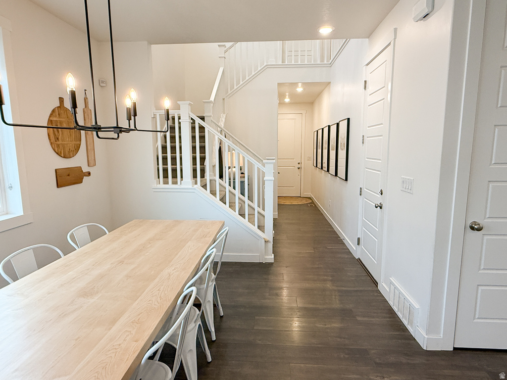 2384 N LAZY J LN Lehi, UT 84048