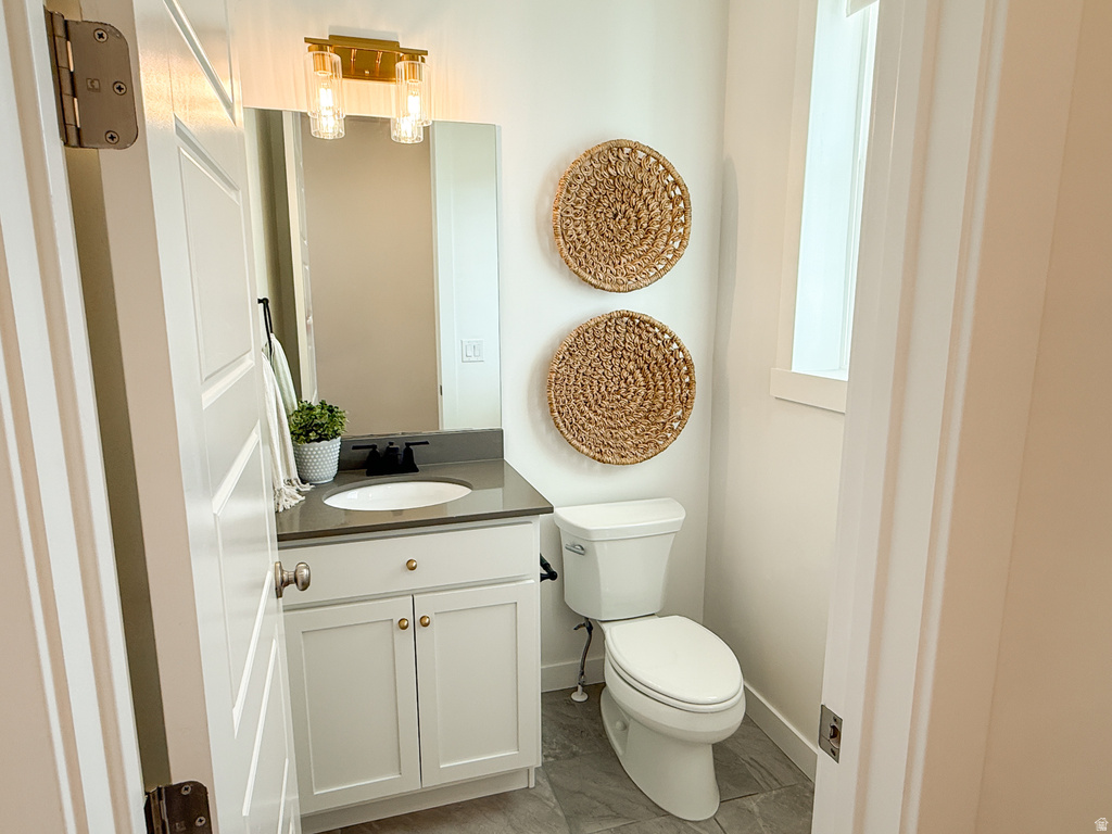 2384 N LAZY J LN Lehi, UT 84048