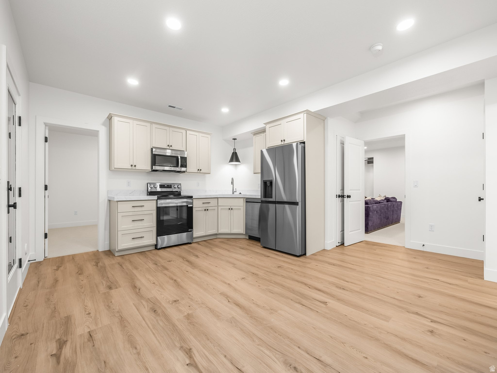 602 W 860 N American Fork, UT 84003