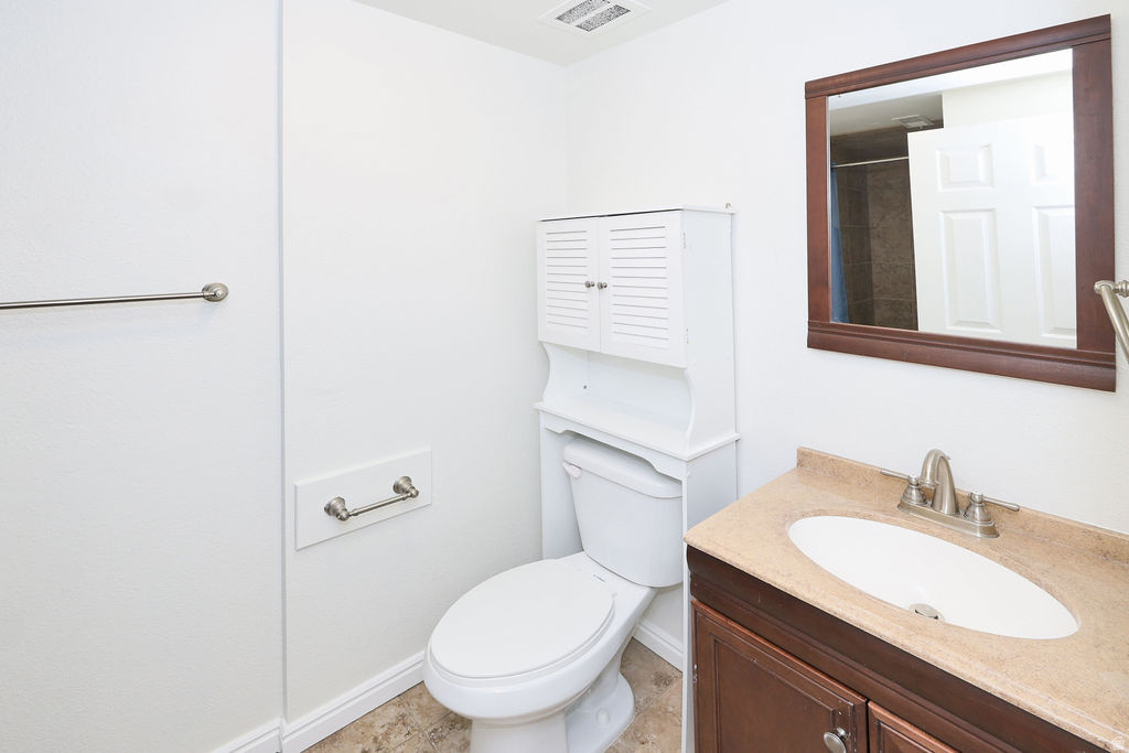 4755 S WALLACE LN Holladay, UT 84117