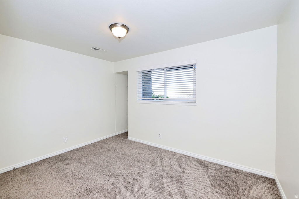 4755 S WALLACE LN Holladay, UT 84117