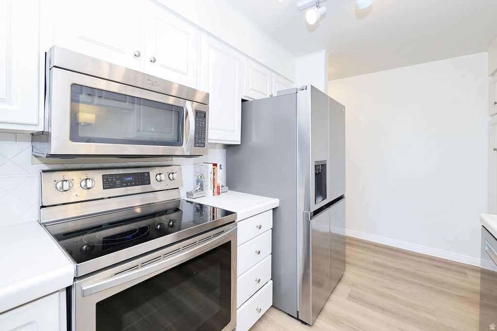 4755 S WALLACE LN Holladay, UT 84117