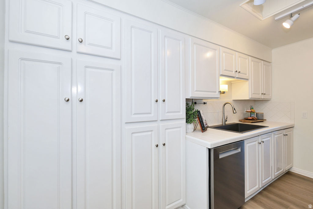 4755 S WALLACE LN Holladay, UT 84117