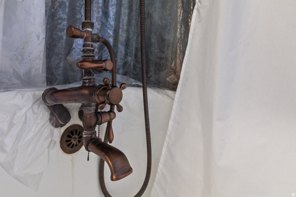 390 N 100 W Monroe, UT 84754