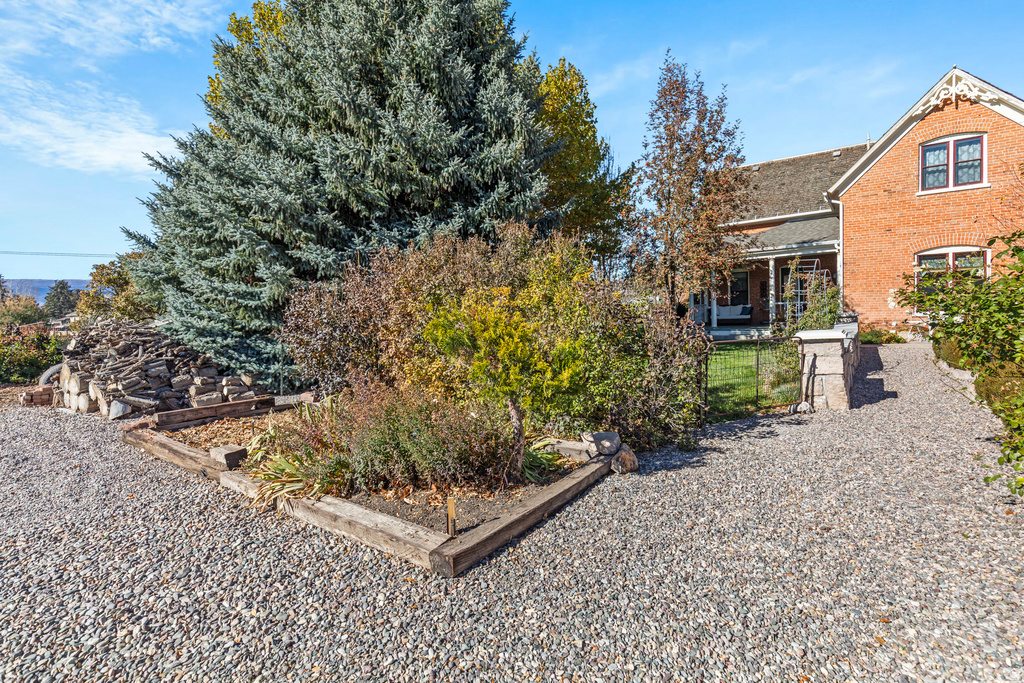390 N 100 W Monroe, UT 84754