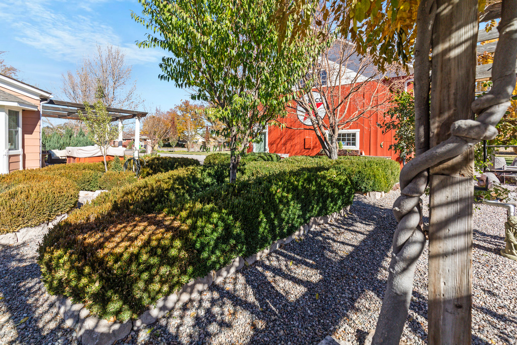 390 N 100 W Monroe, UT 84754