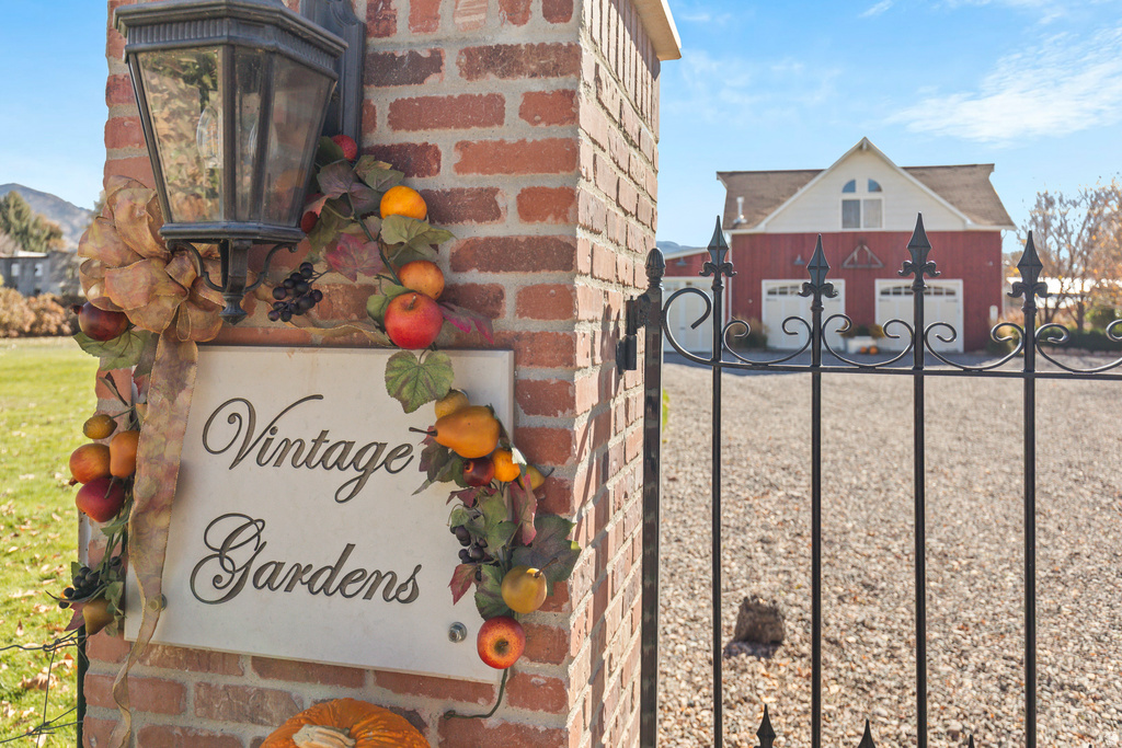 390 N 100 W Monroe, UT 84754