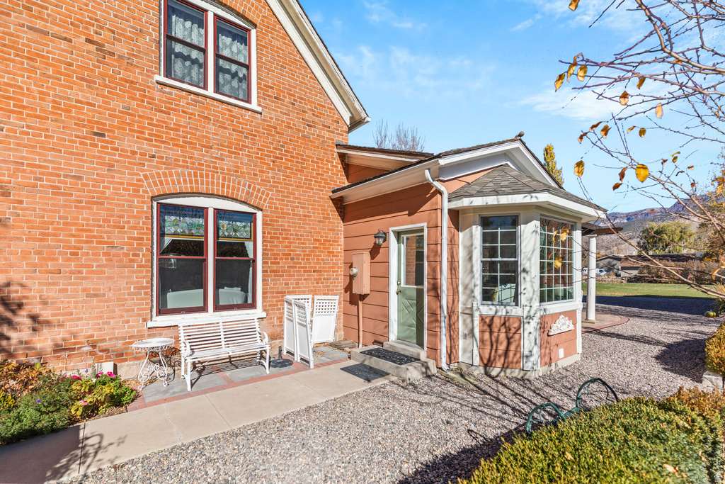 390 N 100 W Monroe, UT 84754