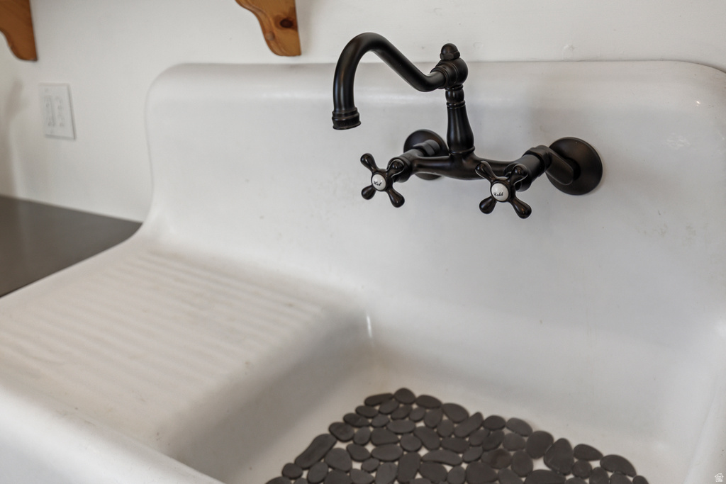 390 N 100 W Monroe, UT 84754