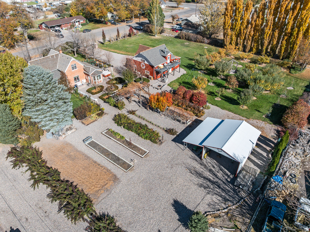 390 N 100 W Monroe, UT 84754