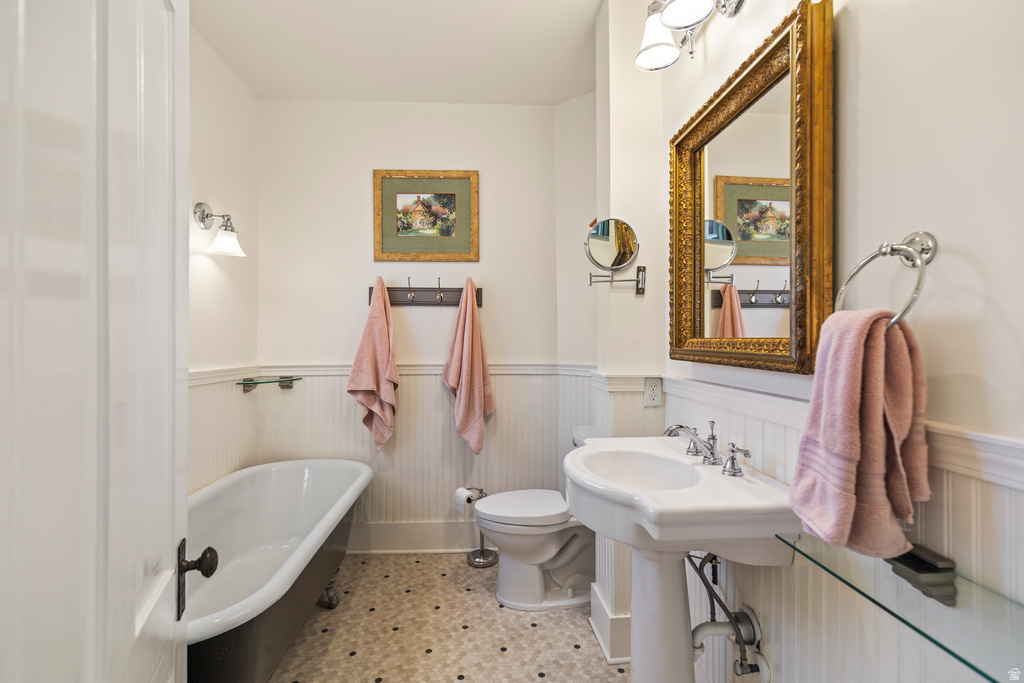 390 N 100 W Monroe, UT 84754