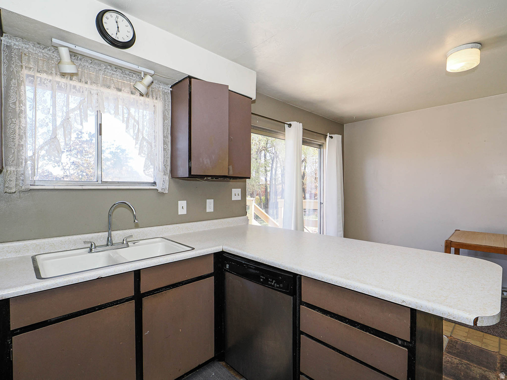 4393 S WORMWOOD DR West Valley City, UT 84120