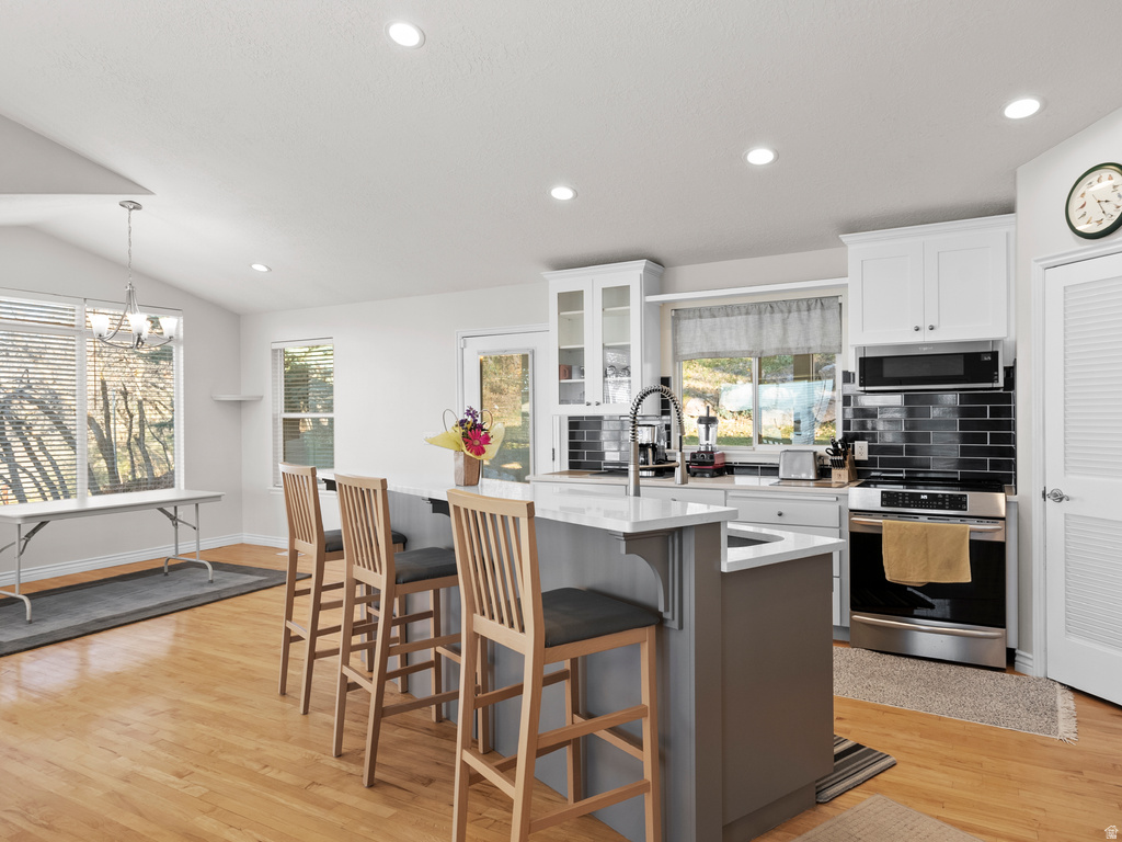 90 SCENIC HILLS CIR North Salt Lake, UT 84054