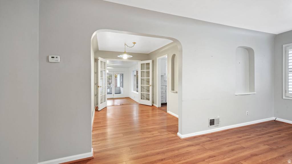 1865 E HILLCREST AVE Salt Lake City, UT 84106