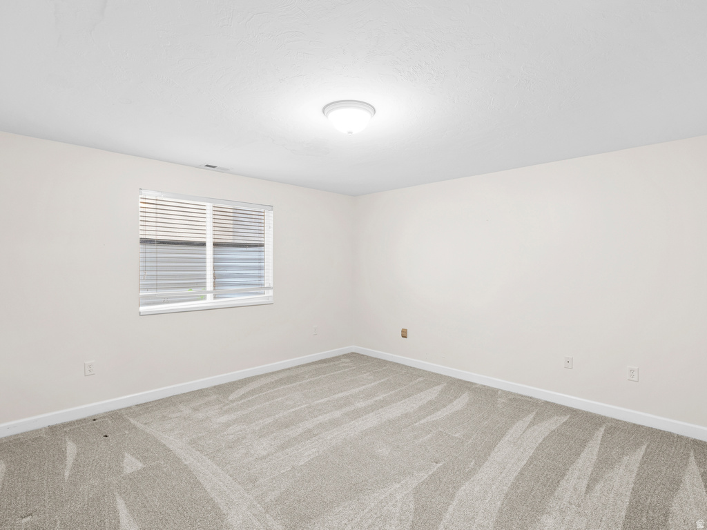 9909 S REUNION WAY South Jordan, UT 84095