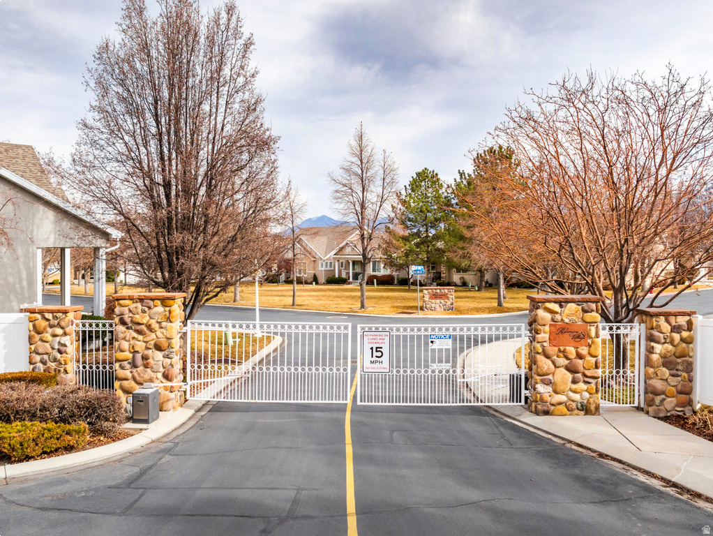 9909 S REUNION WAY South Jordan, UT 84095