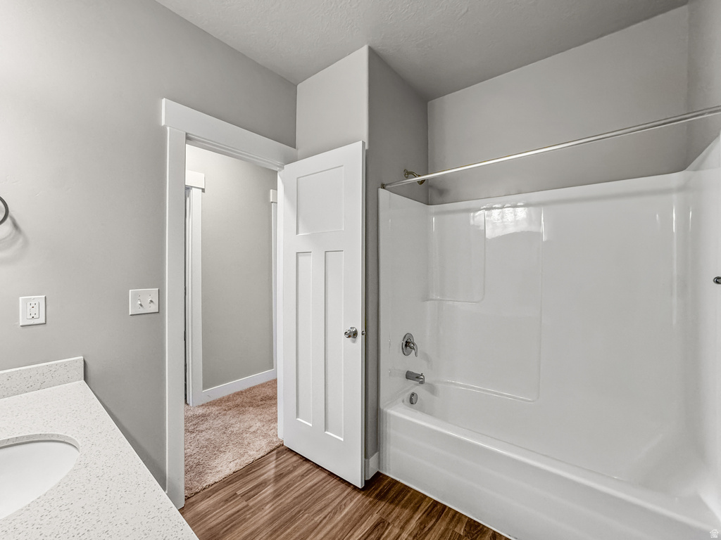 762 LANG CT #202 Saratoga Springs, UT 84045