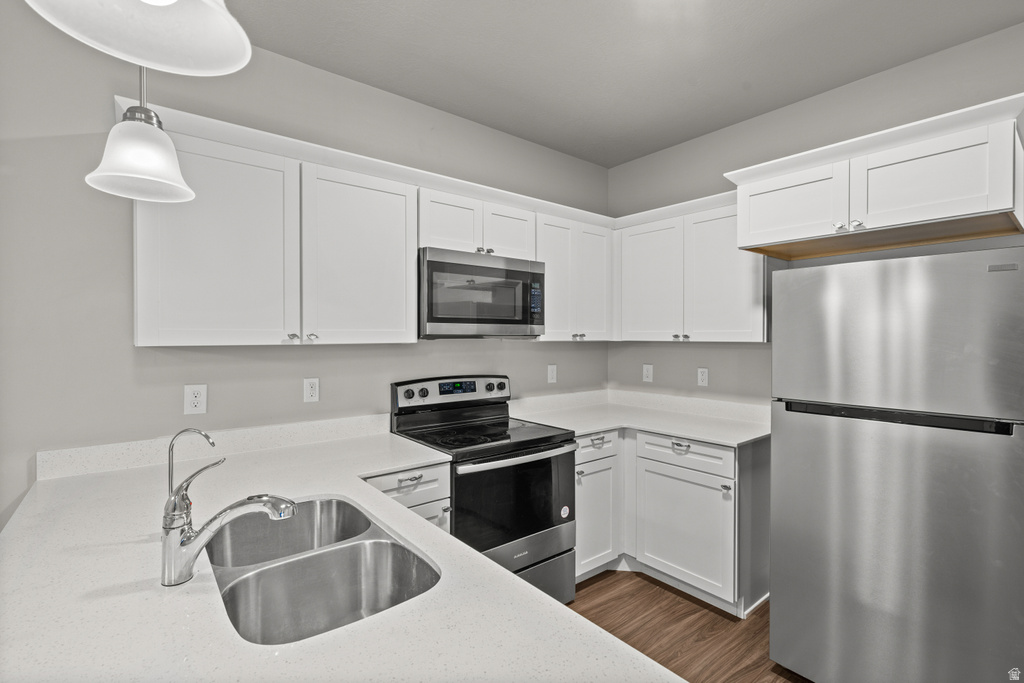 762 LANG CT #202 Saratoga Springs, UT 84045