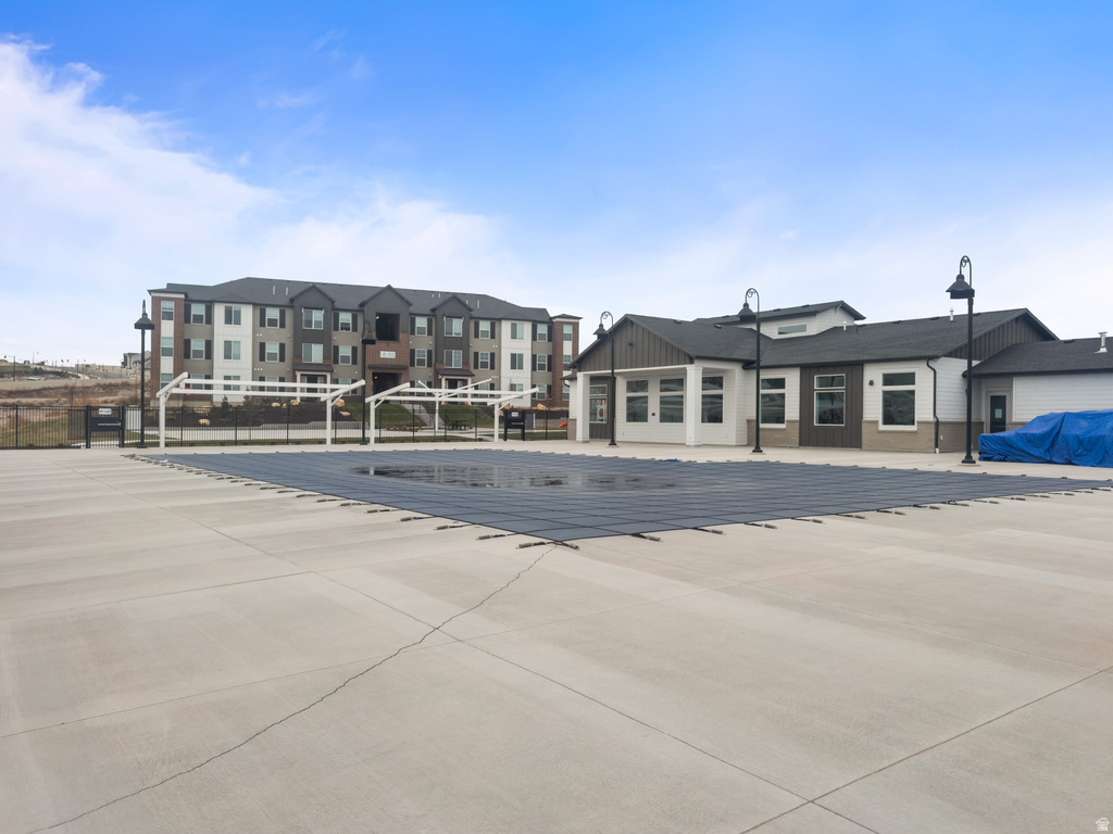 762 LANG CT #202 Saratoga Springs, UT 84045