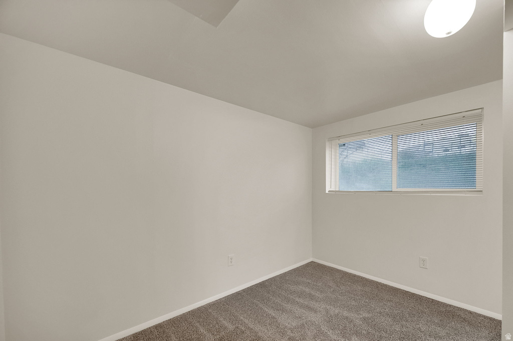 8843 W JULIA LN Magna, UT 84044