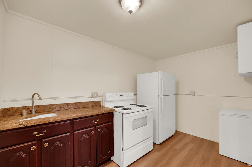 8843 W JULIA LN Magna, UT 84044