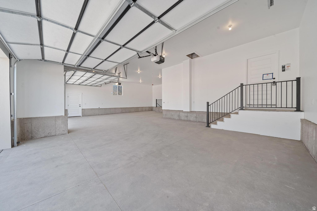 1214 E HIGHLINE RD #208 Lake Point, UT 84074