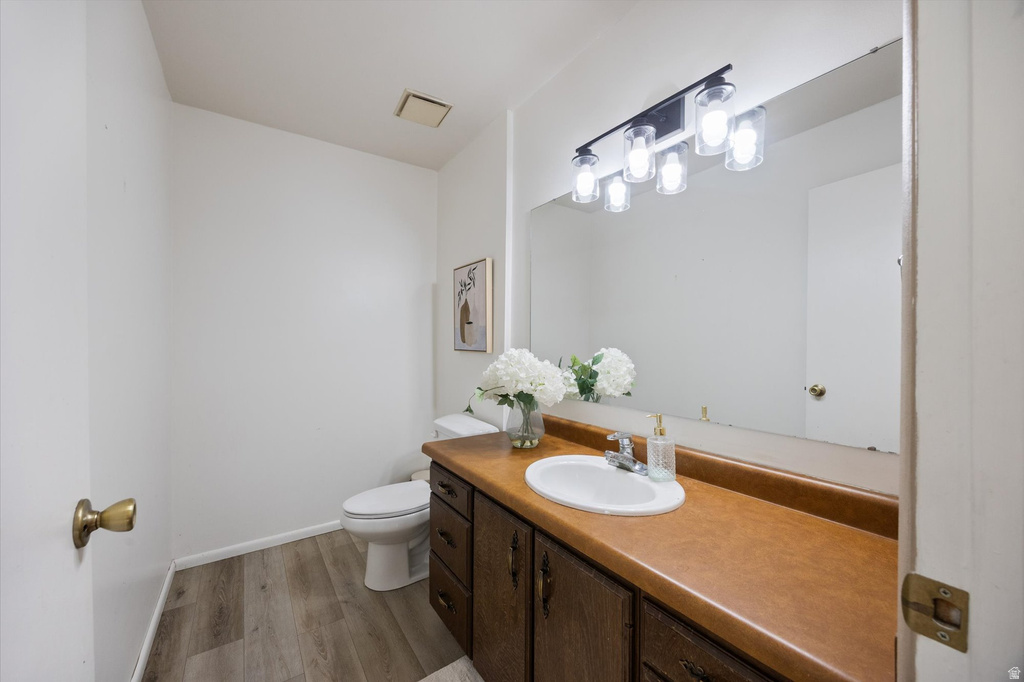 1077 E 8320 S Sandy, UT 84094