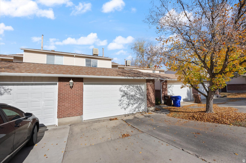 1077 E 8320 S Sandy, UT 84094