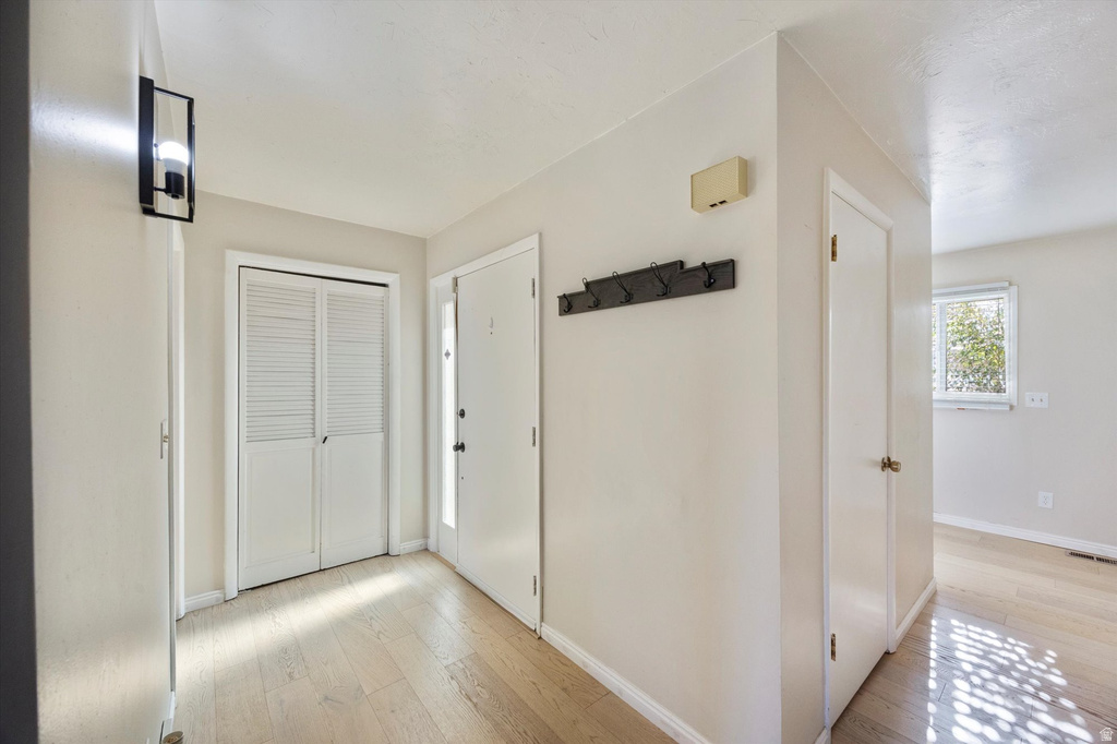 1077 E 8320 S Sandy, UT 84094